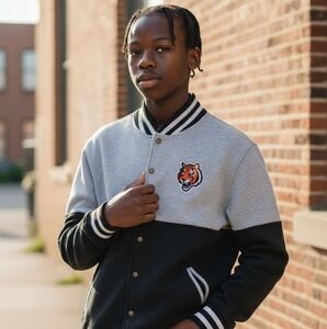 Cincinnati Bengals Vintage Youth XL Jacket NFL Apparel , Snaps